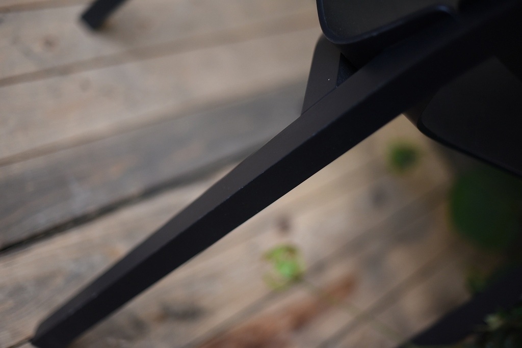 1脚　TON　CHAIR Leaf  311437  B123 ブラック H L