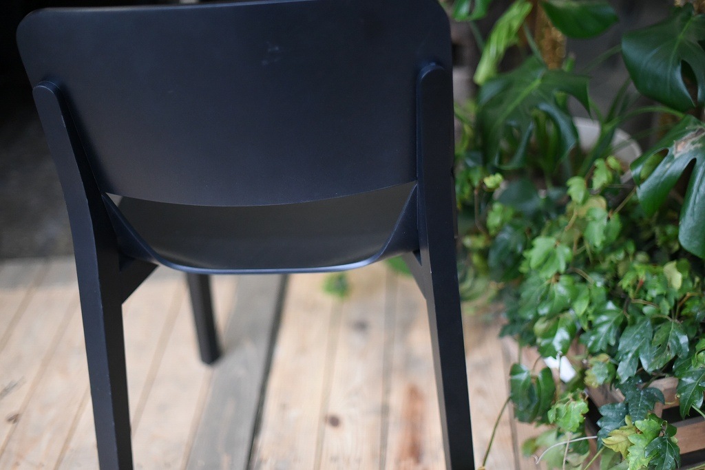 1脚　TON　CHAIR Leaf  311437  B123 ブラック H L