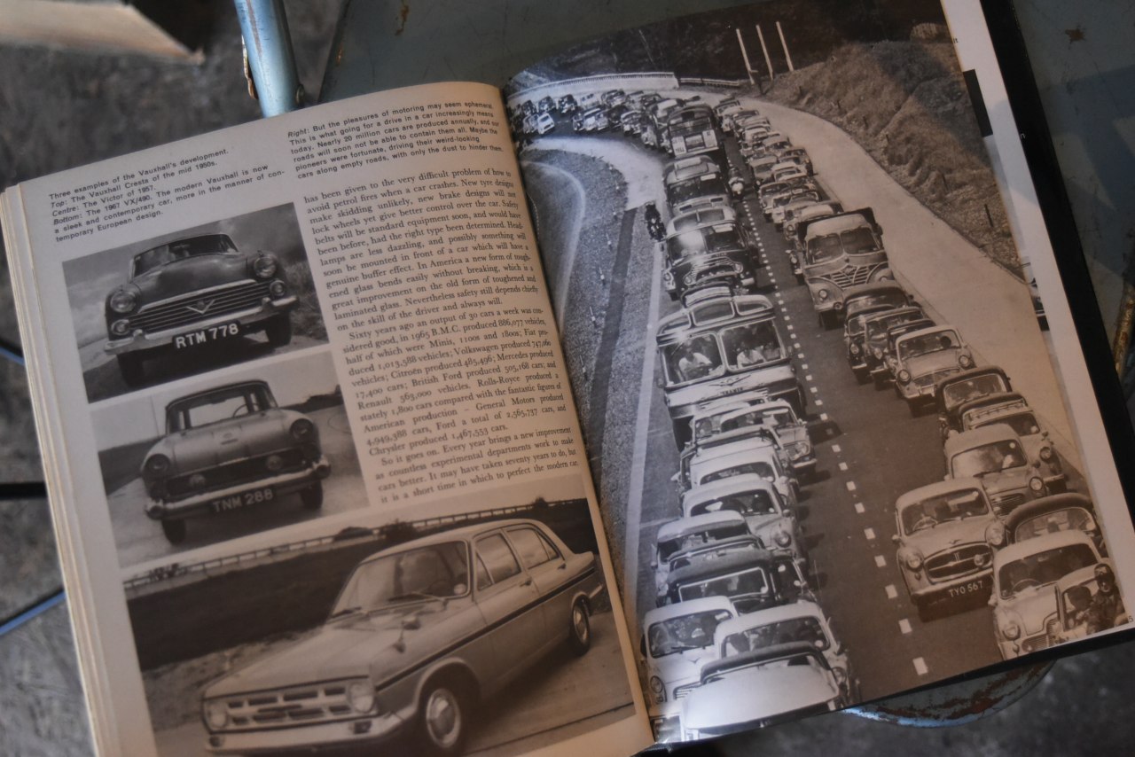 101925 洋書 「CARS CARS CARS CARS S.C.H DAVIS」 | ヴィンテージ