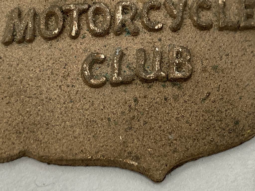 108455 「VINTAGE MOTORCYCLE CLUB」  真鍮製　BRASS エンブレム カーバッジ