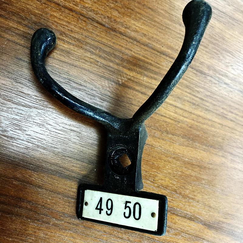 A0033 ヴィンテージ アイアン フック　ウォールハンガー　ダブルフック