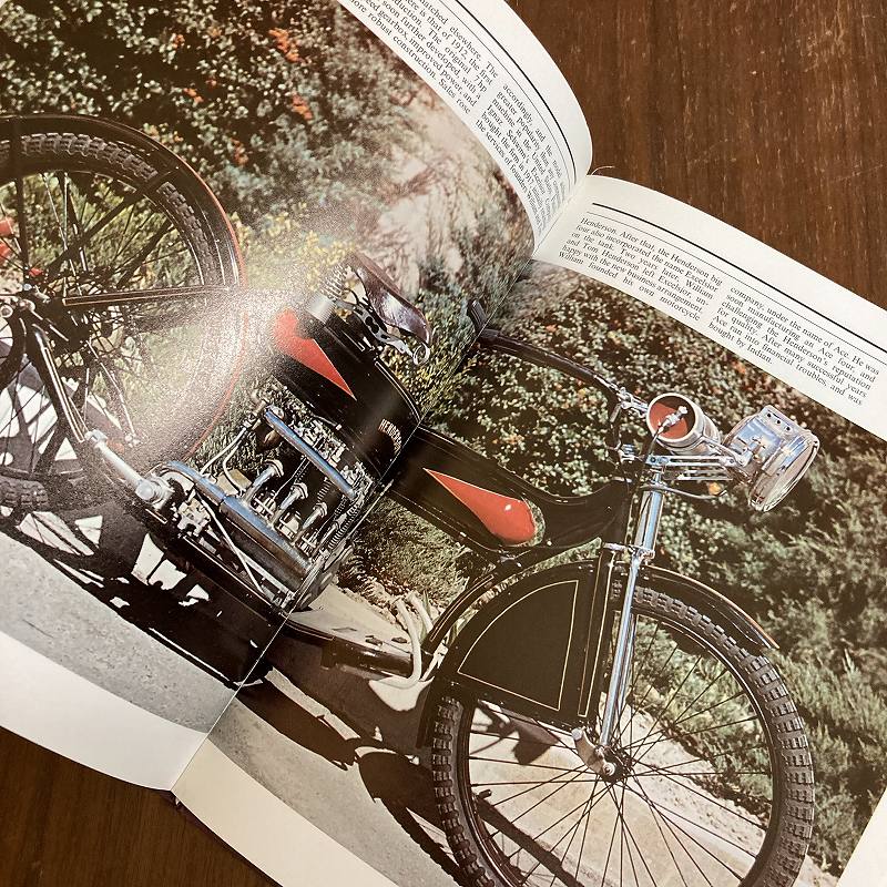 B2362 「An illustrated history MOTORCYCLES」 モーターサイクル 英国