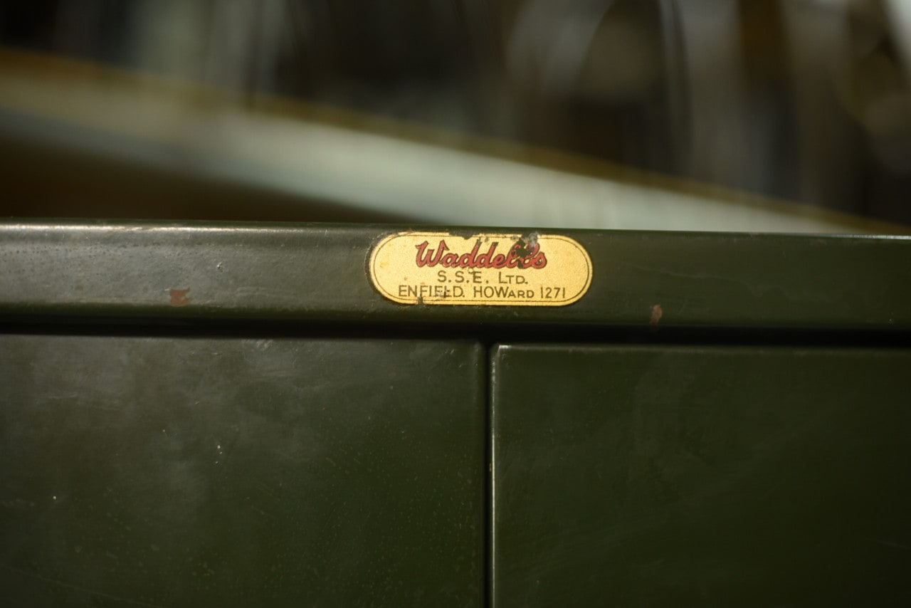 UK 「WADDELLS」 S.S.E LTD ENFIELD HOWARD インダストリアル スチールキャビネット 英国 101563