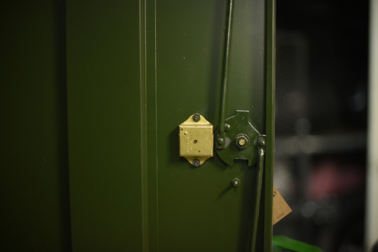 UK 「WADDELLS」 S.S.E LTD ENFIELD HOWARD インダストリアル スチールキャビネット 英国 101563