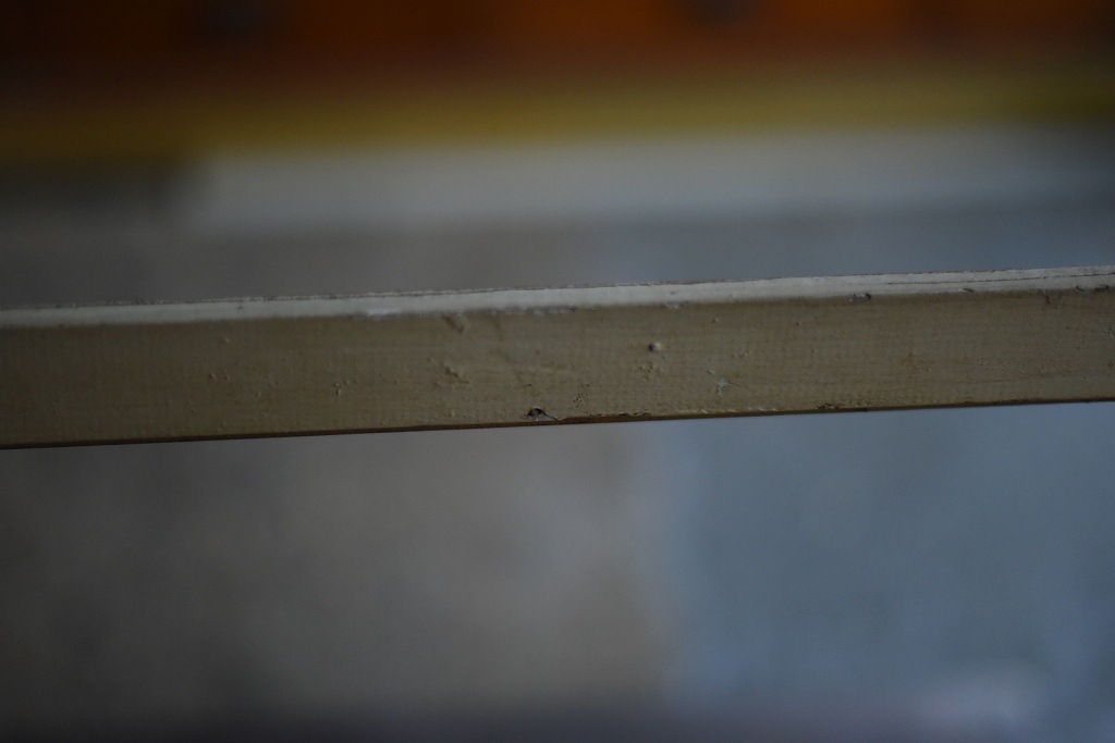 103584 ヴィンテージ　ウッドフレーム グラツキ破損　額縁