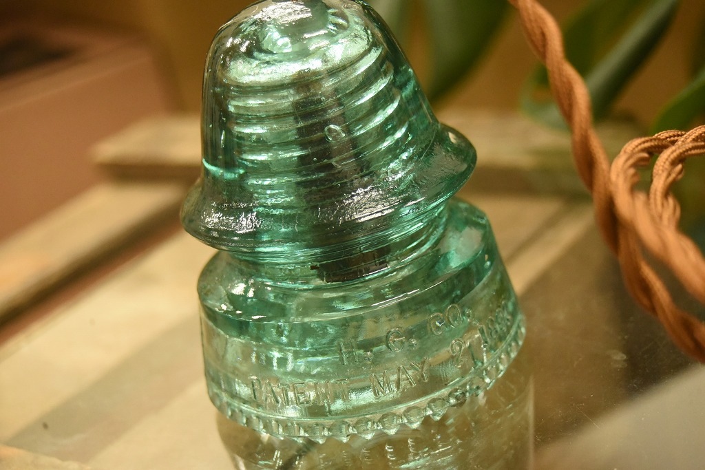 104790 インダストリアル　ガラスインシュレーター　ランプ　照明　USA　　碍子　i009