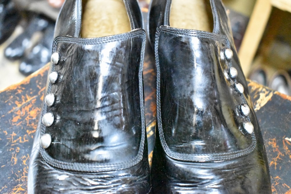 109559「SIDS by Moya bowier」ボタンシューズ SIZE 9 1/2 made in Porutogaru