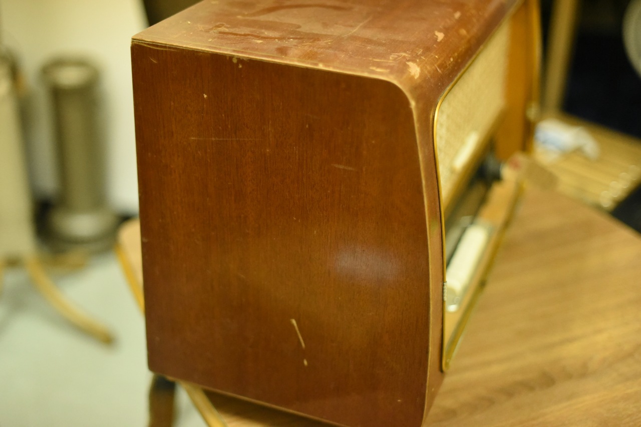 002211 ドイツ RFT ヴィンテージ ラジオ