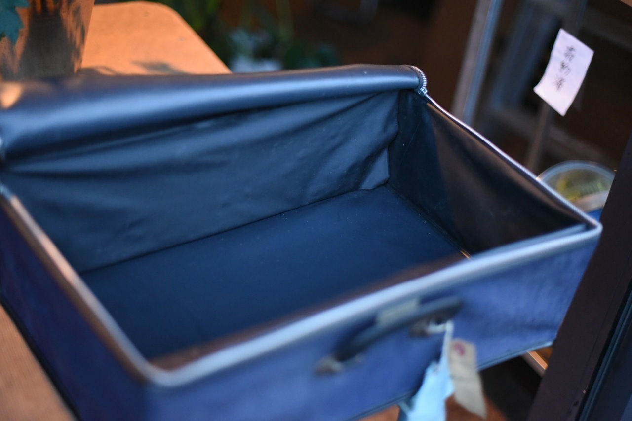 001219 UK ブリティッシュ　エアウエイ　British Airways　布トランク