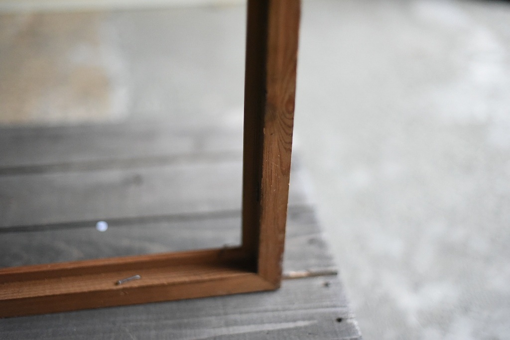 103566 ヴィンテージ　ウッドフレーム 一部破損　額縁