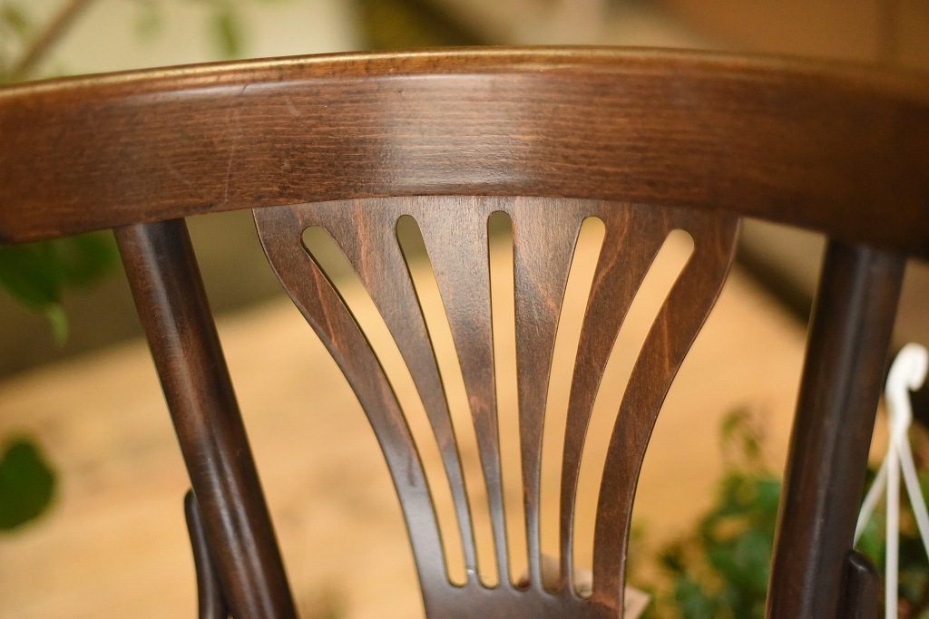 104572　No.056　311056　USED TON CHAIR　中古