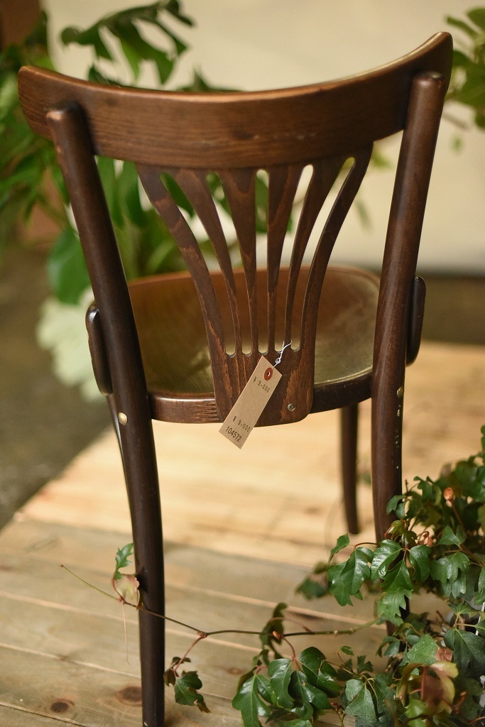 104572　No.056　311056　USED TON CHAIR　中古