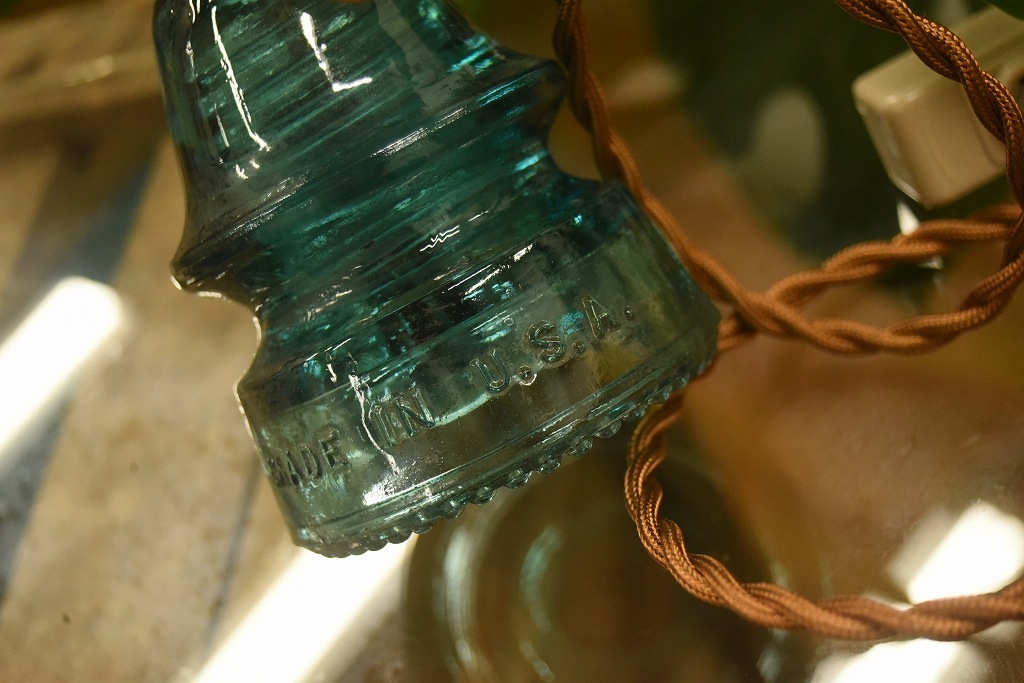 104796 インダストリアル　ガラスインシュレーター　ランプ　照明　USA　　碍子　i009