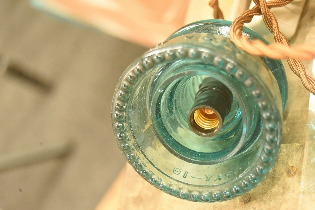 104796 インダストリアル　ガラスインシュレーター　ランプ　照明　USA　　碍子　i009