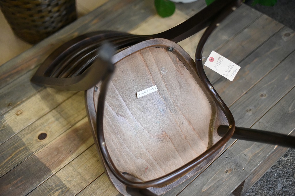 104601 USED TON CHAIR　中古