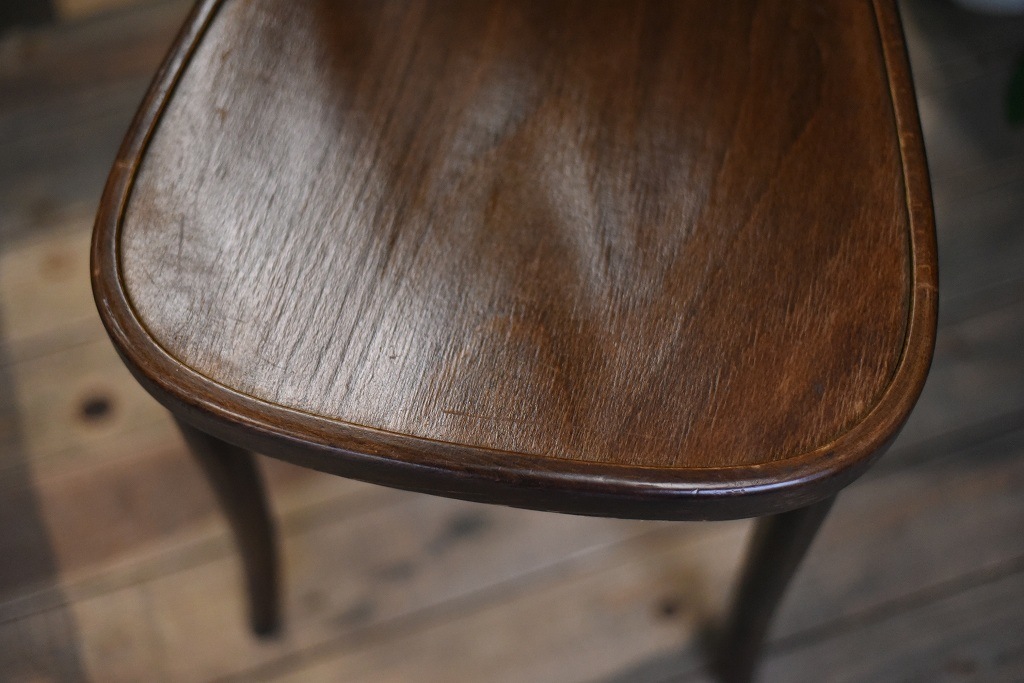 104601 USED TON CHAIR　中古