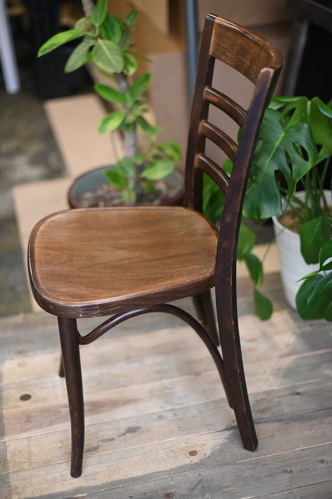 104601 USED TON CHAIR　中古