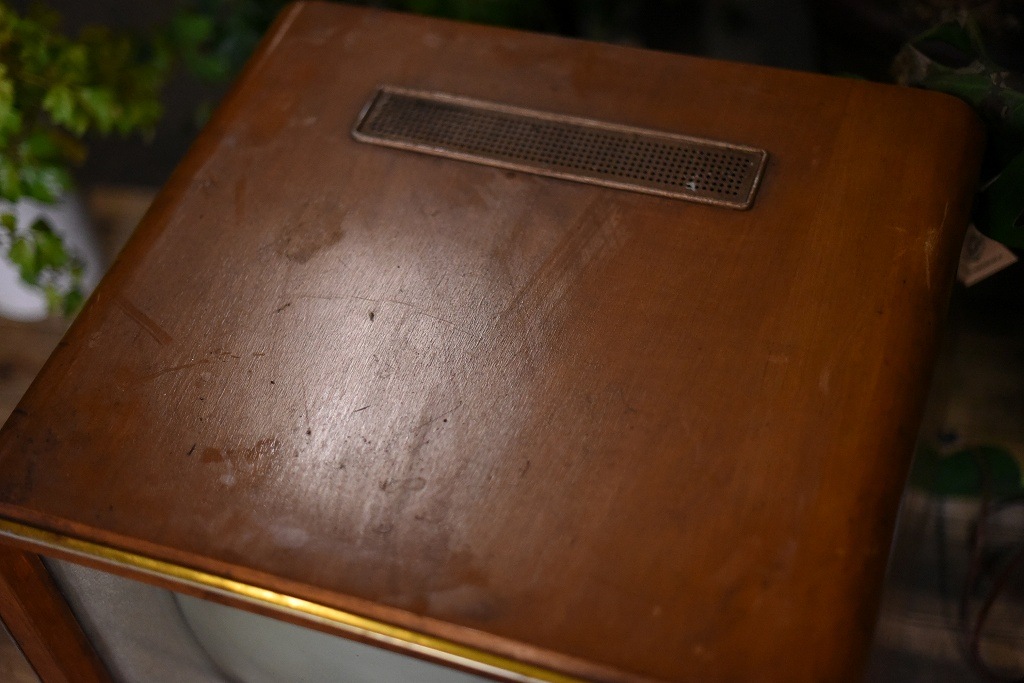 104919 ヴィンテージ　「RFT IRIS 17B TYPE16」　ブラウン管テレビ　ドイツ製 MADE IN GERMANY