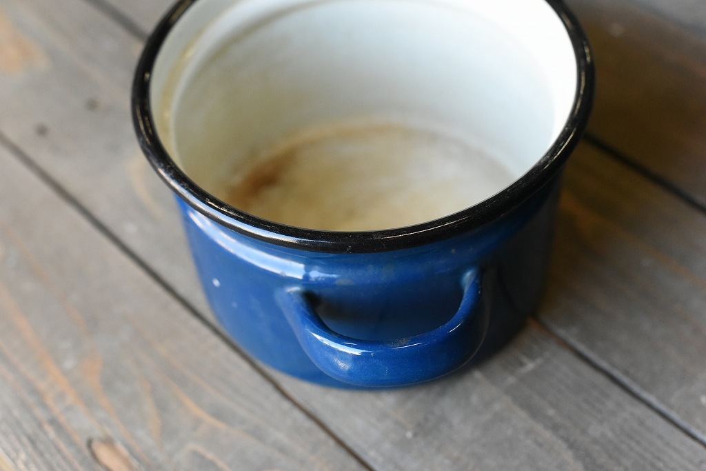 103838 ヴィンテージ ホーロー製　　ホットポット　鍋　MADE IN ENGLAND　英国