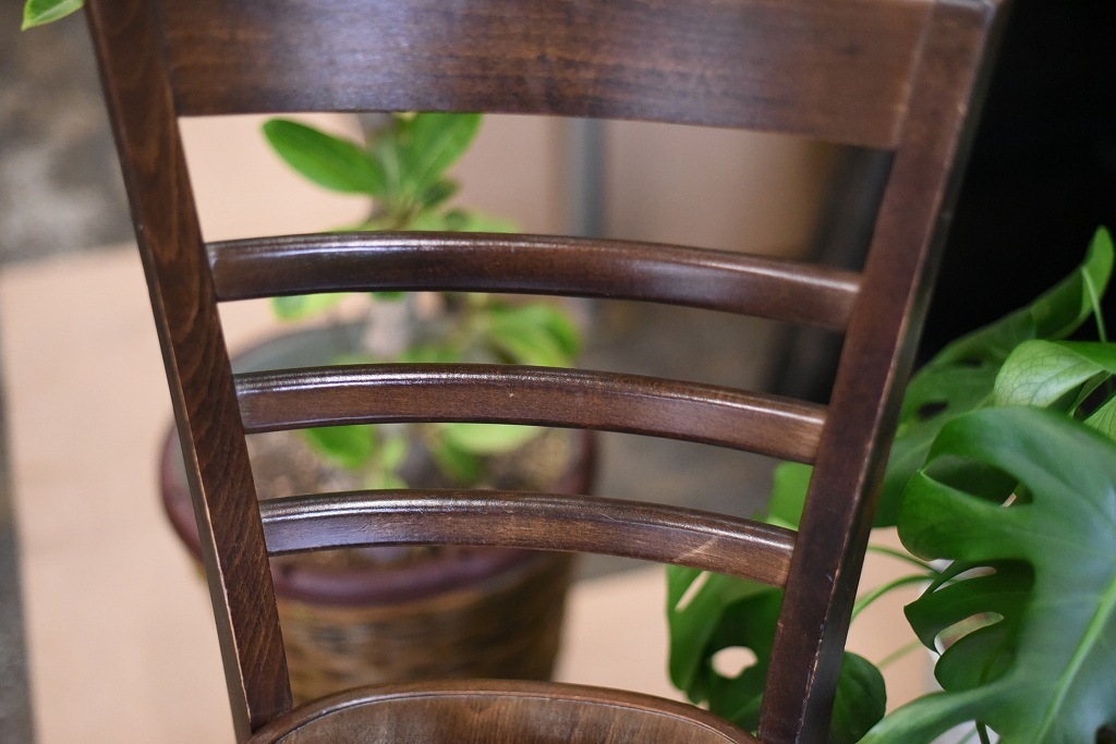 104605 USED TON CHAIR　中古