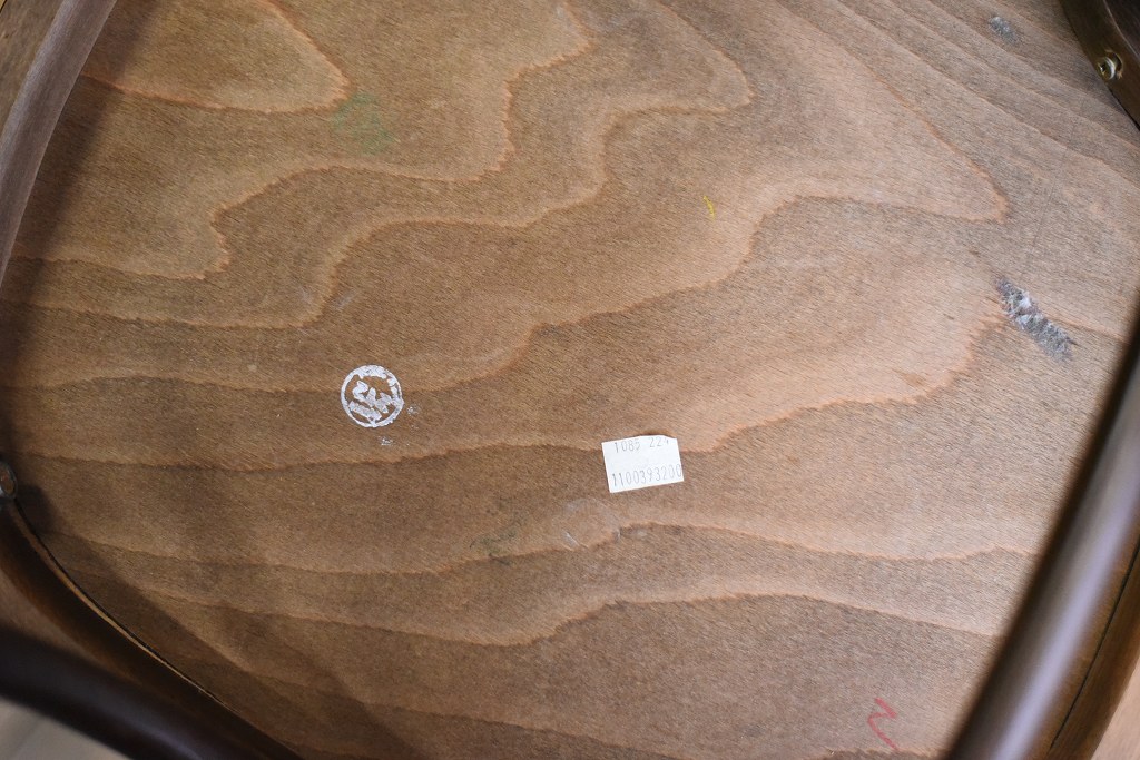 104605 USED TON CHAIR　中古