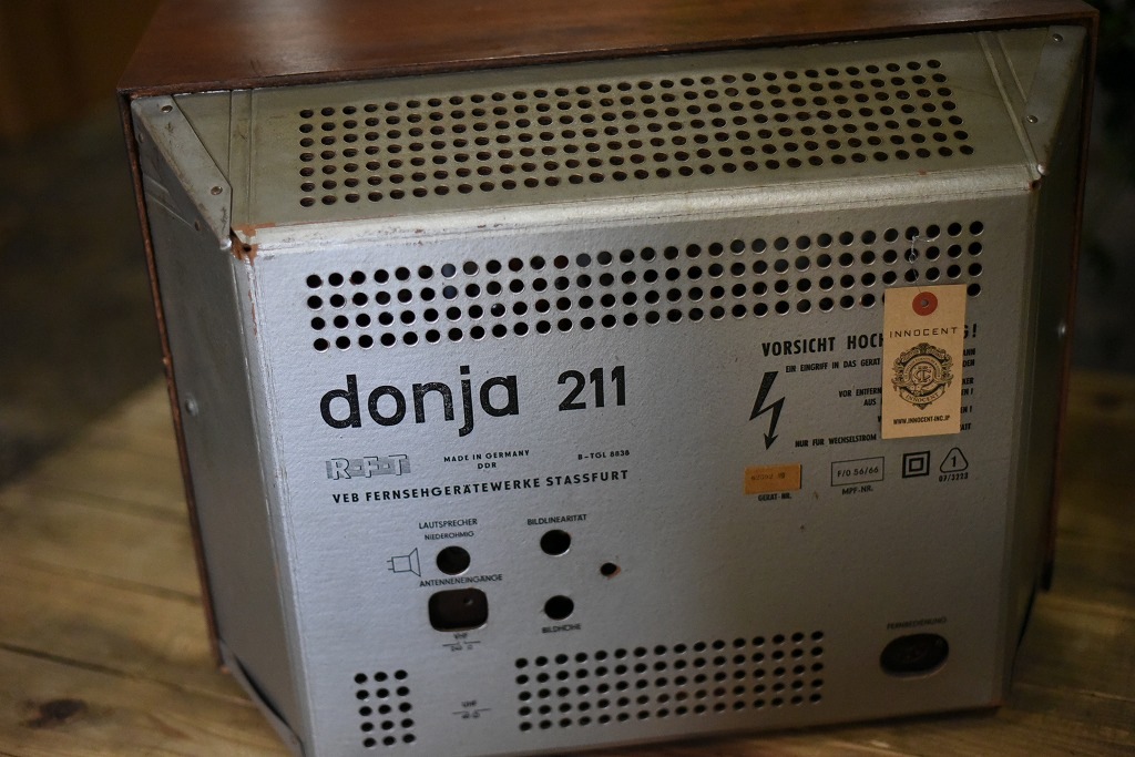 104920 ヴィンテージ　「RFT donja 211」　ブラウン管テレビ　ドイツ製 MADE IN GERMANY