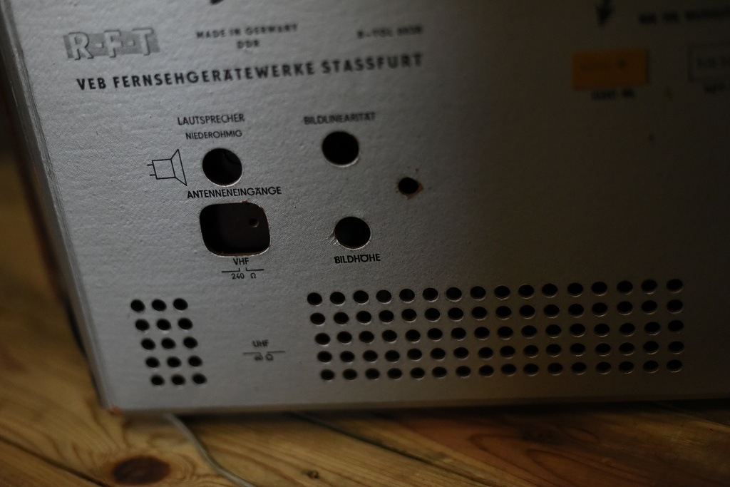 104920 ヴィンテージ　「RFT donja 211」　ブラウン管テレビ　ドイツ製 MADE IN GERMANY