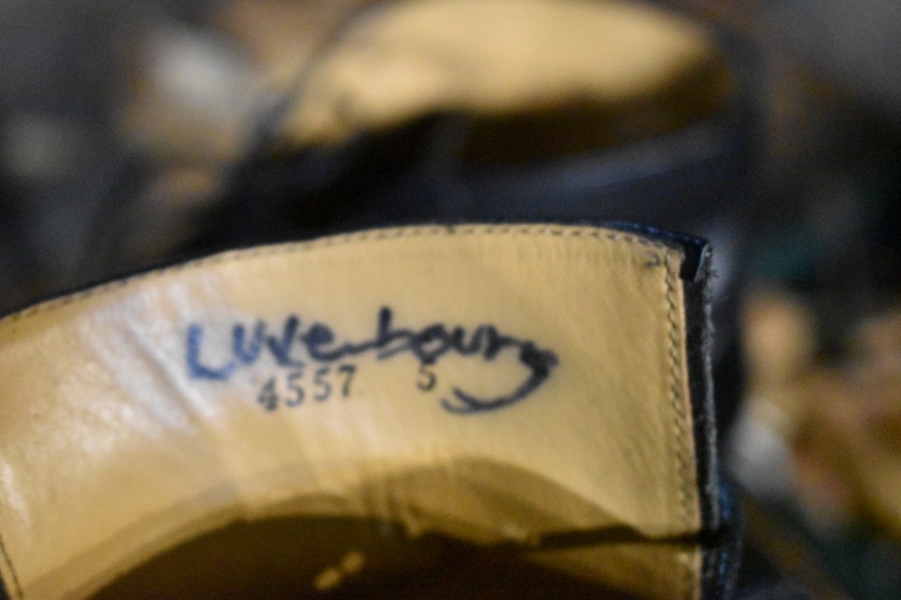 108907 レザーシューズ 