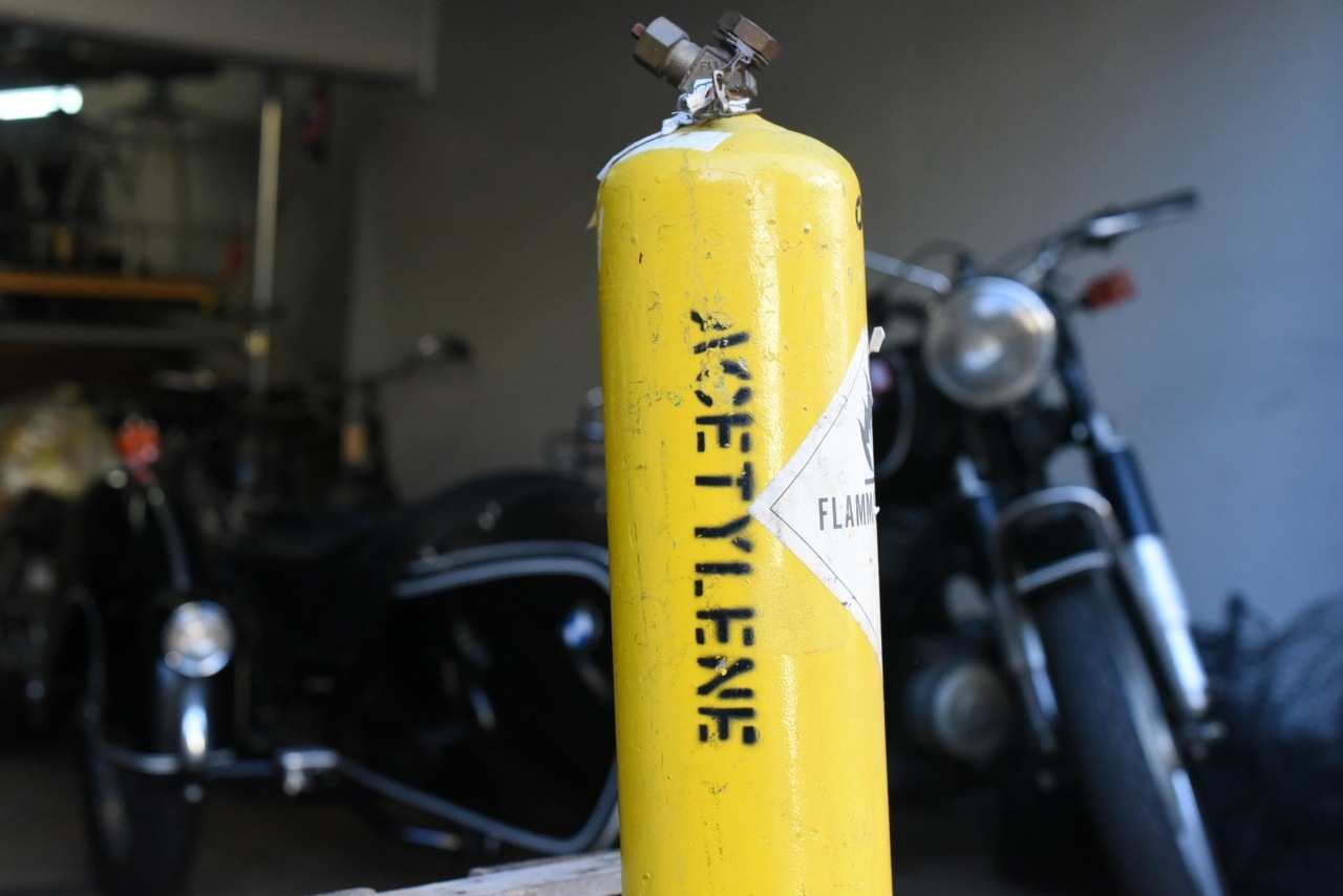 102765  ヴィンテージ 消火器　ボンベ