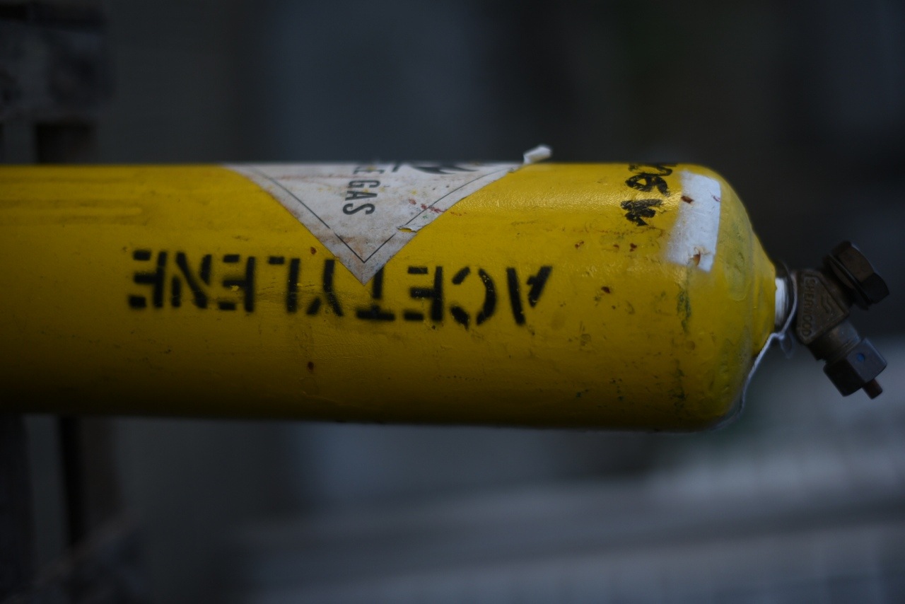 102765  ヴィンテージ 消火器　ボンベ