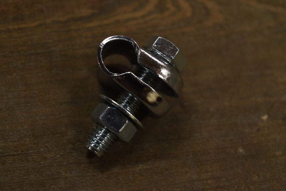 107136 英国 ENGLAND MIRROR CLAMP D CLIP　アクセサリー　Dクリップ ミラークランプ クラシックカー　