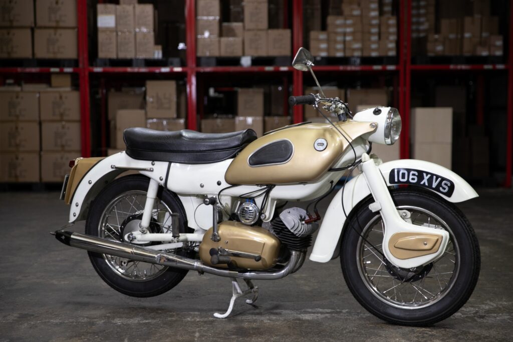 R0013 レンタル　貸出車両 「1959年式　ARIEL Arrow」 アリエル