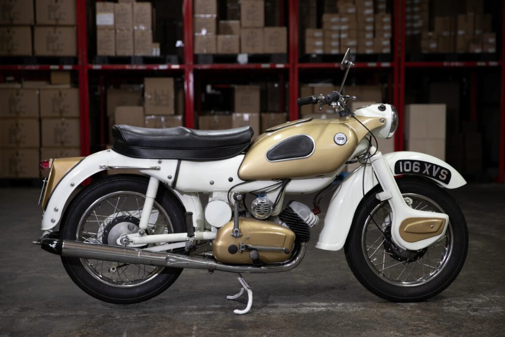 R0013 レンタル　貸出車両 「1959年式　ARIEL Arrow」 アリエル