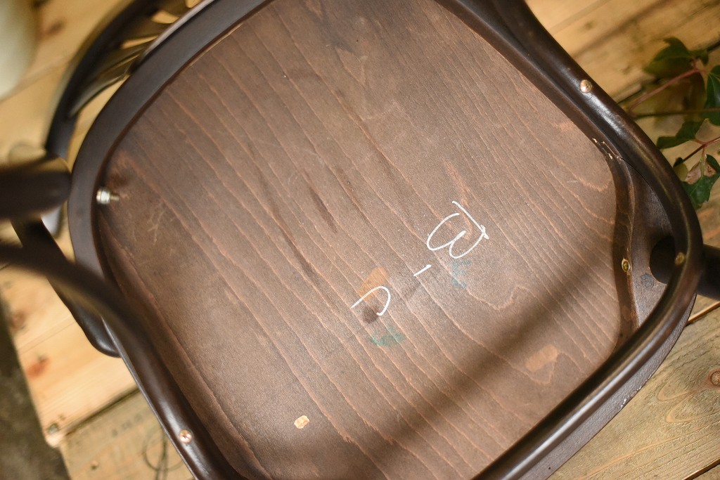 104562　No.056　311056　USED TON CHAIR　中古