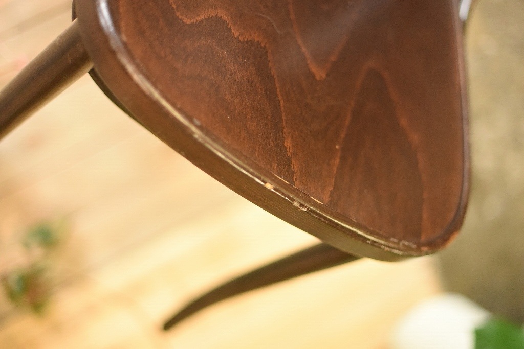 104562　No.056　311056　USED TON CHAIR　中古