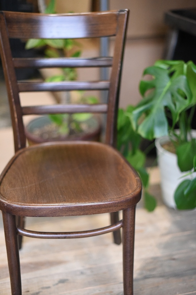 104842 USED TON CHAIR 中古