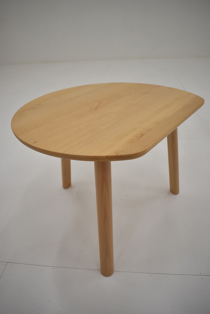 TON YYY Table 422: Playful Triple テーブル　000065