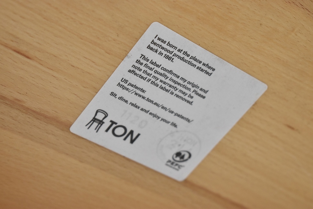 TON YYY Table 422: Playful Triple テーブル　000065