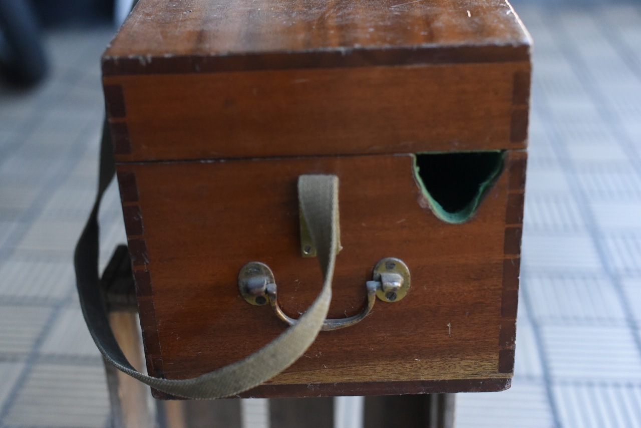 102773  ヴィンテージ ウッドボックス　木箱　真鍮