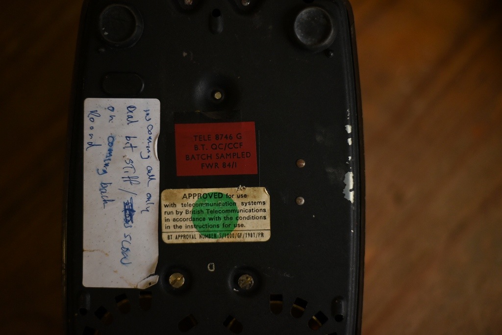 103908 ヴィンテージ 「TELE 8746G」　電話機　英国製　MADE IN ENGLAND