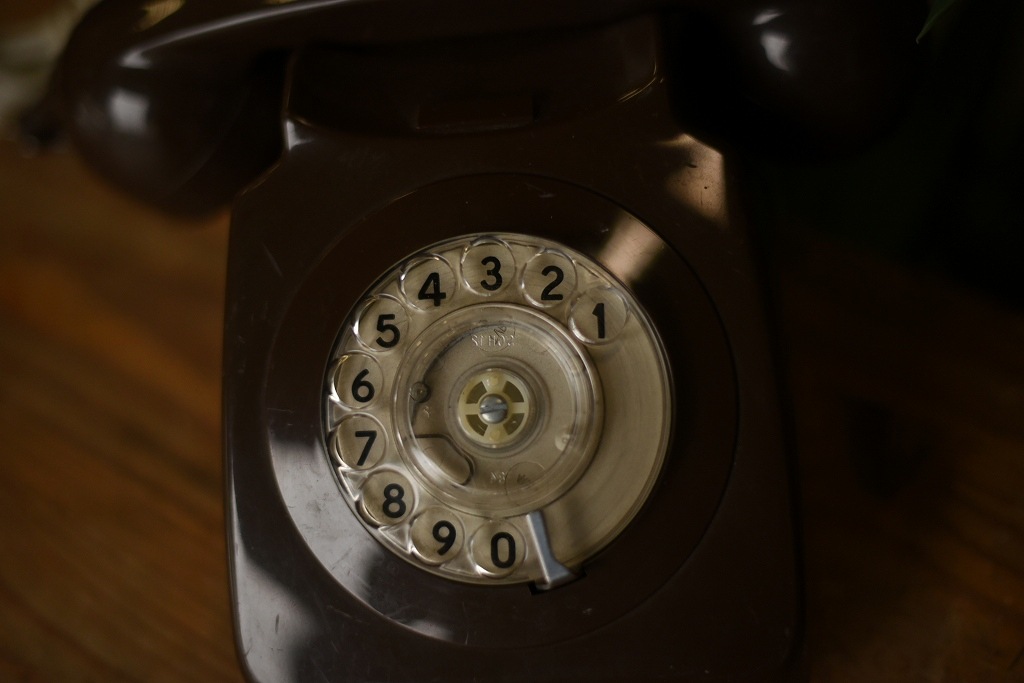 103908 ヴィンテージ 「TELE 8746G」　電話機　英国製　MADE IN ENGLAND