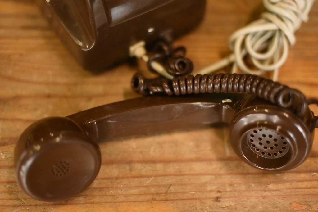 103908 ヴィンテージ 「TELE 8746G」　電話機　英国製　MADE IN ENGLAND