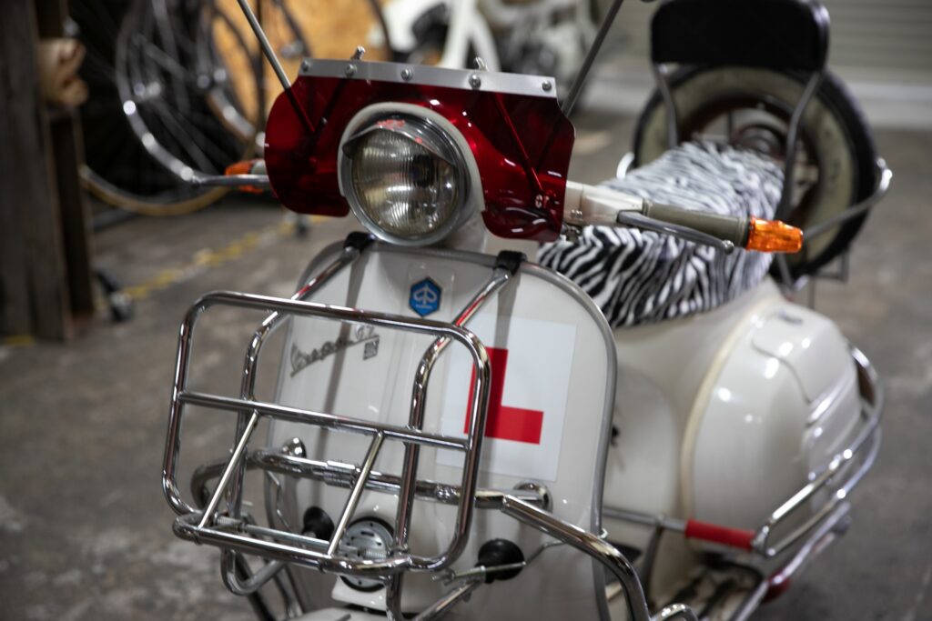 R0012 レンタル　貸出車両 「PIAGGIO Vespa GTR」 ピアジオ　ベスパ