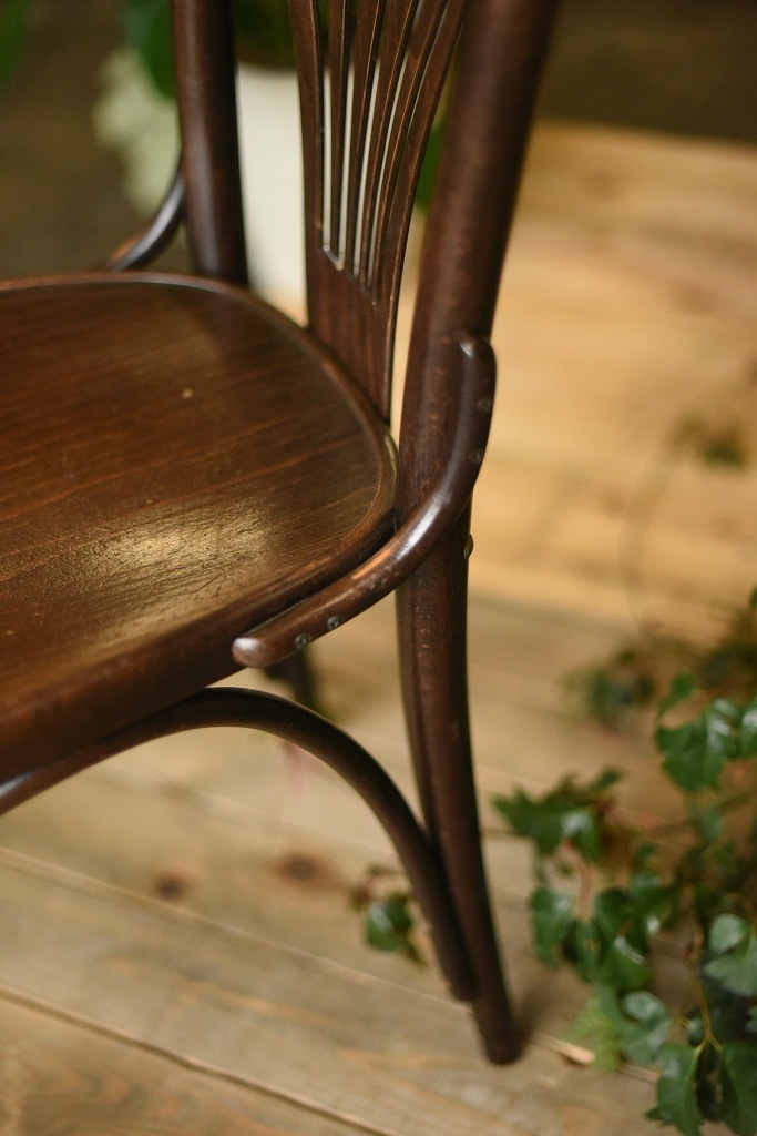 104556　No.056　311056　USED TON CHAIR　中古