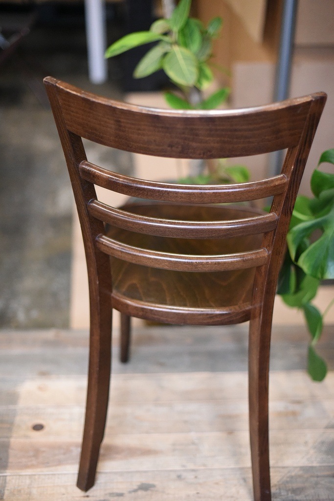 104841 USED TON CHAIR　中古