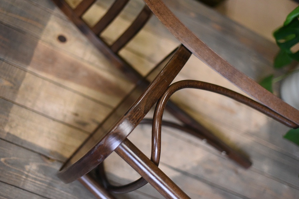 104841 USED TON CHAIR　中古