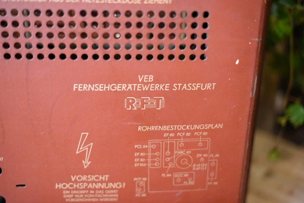 104929 ヴィンテージ 「RFT Donja 47 TG 501」 ブラウン管テレビ ドイツ製 MADE IN GERMANY