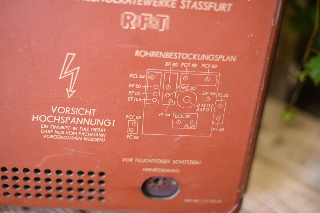 104929 ヴィンテージ 「RFT Donja 47 TG 501」 ブラウン管テレビ ドイツ製 MADE IN GERMANY