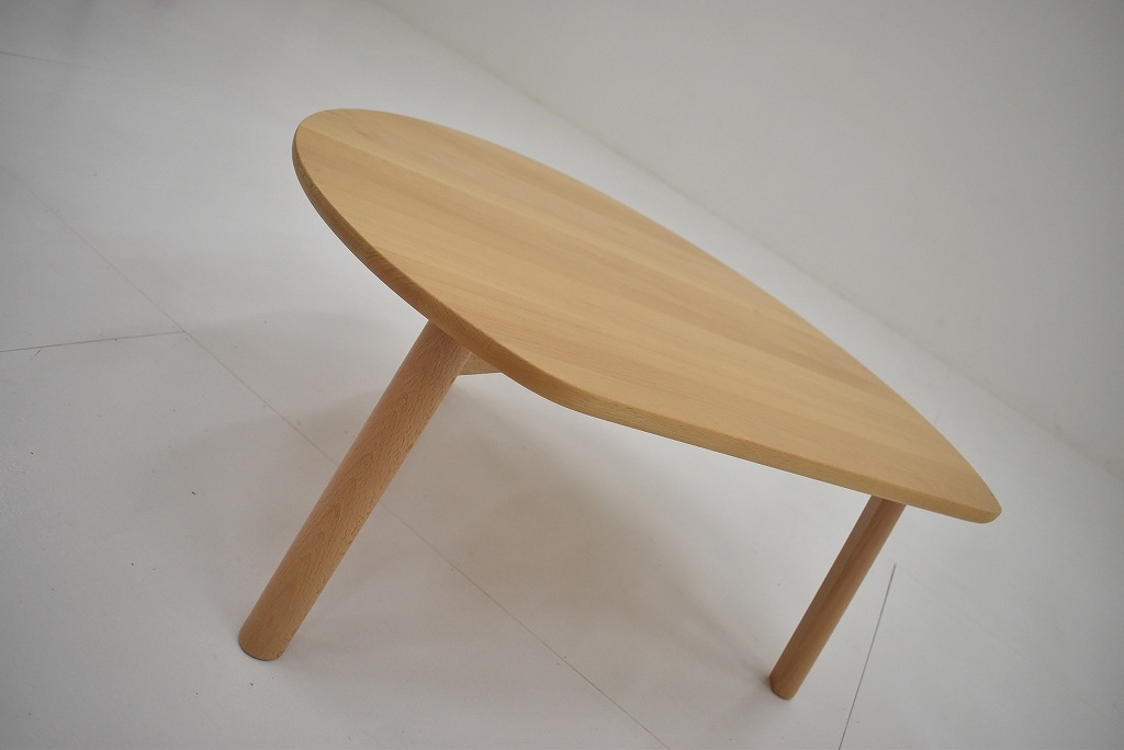 TON YYY Table 423: Playful Triple テーブル 000060
