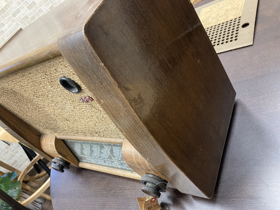 001092 ドイツ　RFT ヴィンテージ　ラジオ